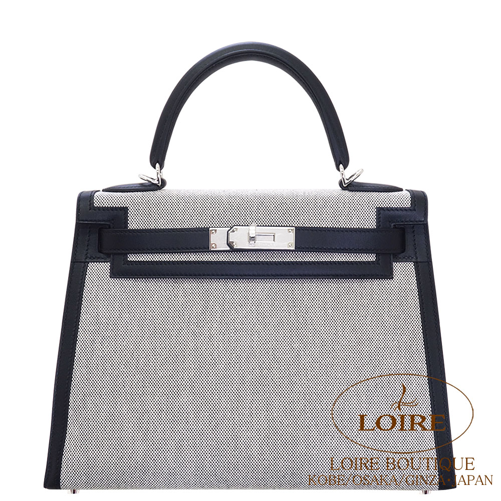 エルメス<br>ケリー 28cm 外縫い<br>エクリュ×クロ<br>トワルアッシュ×スイフト<br>シルバー金具